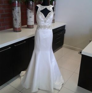 Ashley Lauren Ivory Pageant Gown.  Size 4.